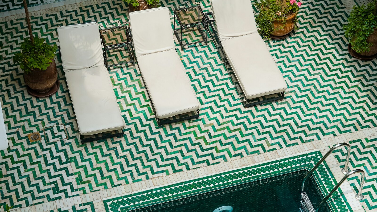 The plunge pool in the courtyard, under the orange trees